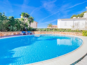 Outdoor pool - Luxury Villa for 8 People With Spectacular Views Over the bay of Palma (Llucmajor)