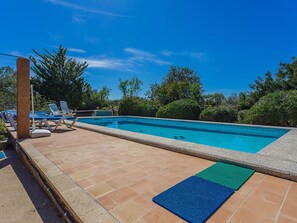 Piscine extérieure