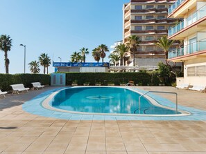 Outdoor pool - Alluring Apartment in Santa Susana With Swimming Pool (Santa Susanna)