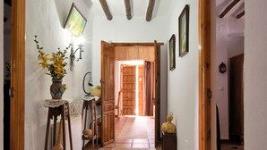 Reception - Beautiful Spanish Farmhouse With Large Private Pool in the Sierras Subbéticas (Carcabuey)
