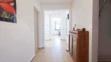 4 bedrooms, individually furnished, cots/infant beds