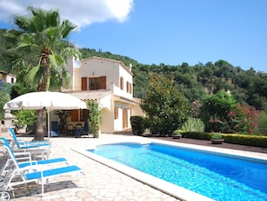 Exterior - Beautiful Villa In Calogne With Swimming Pool (Calonge)