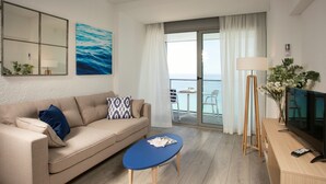 Unclassified image, 4 of 9, button - Well-furnished Apartment With Airconditioning in Blanes (Blanes)