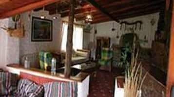 Casa | Sala de estar | Una chimenea
