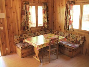 บังกะโล | ห้องนั่งเล่น