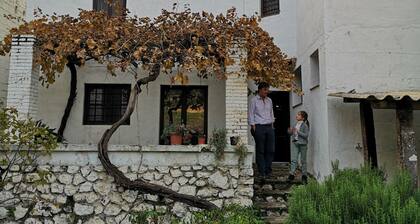 Quaint Holiday Home in Riofrío With Courtyard