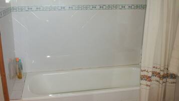 Bathtub