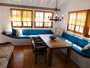 Dining - Detached Finca With Salt-water Pool, in a Rural Location Near Torre del Mar (Velez-Malaga)