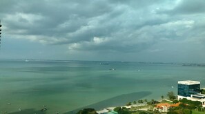 SuperHero | Beach/ocean view - Mansion One Suites By Merlene (George Town)