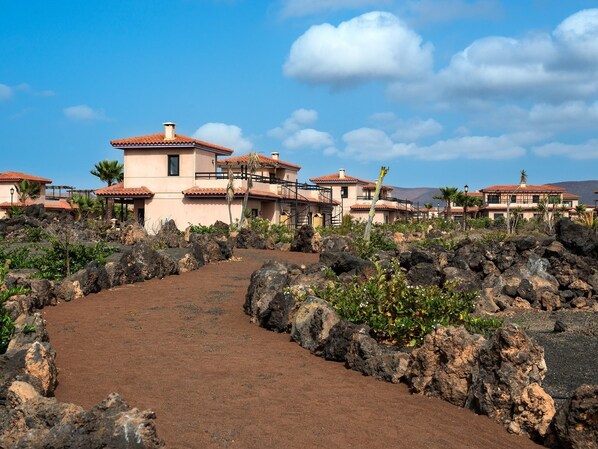 Exterior - Villa Suite near Playa el Hierro & Volcan Calderon Hondo (La Oliva)