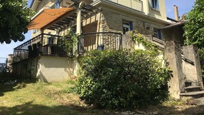 Exterior - Luxurious Villa in Ceyzériat With Swimming Pool (Ceyzeriat)
