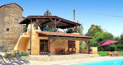 Peaceful Mansion in Miribel With Swimming Pool