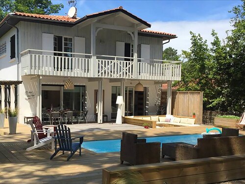 Luxury Villa in Lege-cap-ferret With Swimming Pool