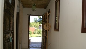 Reception - Modern Villa With air Conditioning, Swimming Pool, Enclosed Garden and Lots of Privacy! (Piolenc)