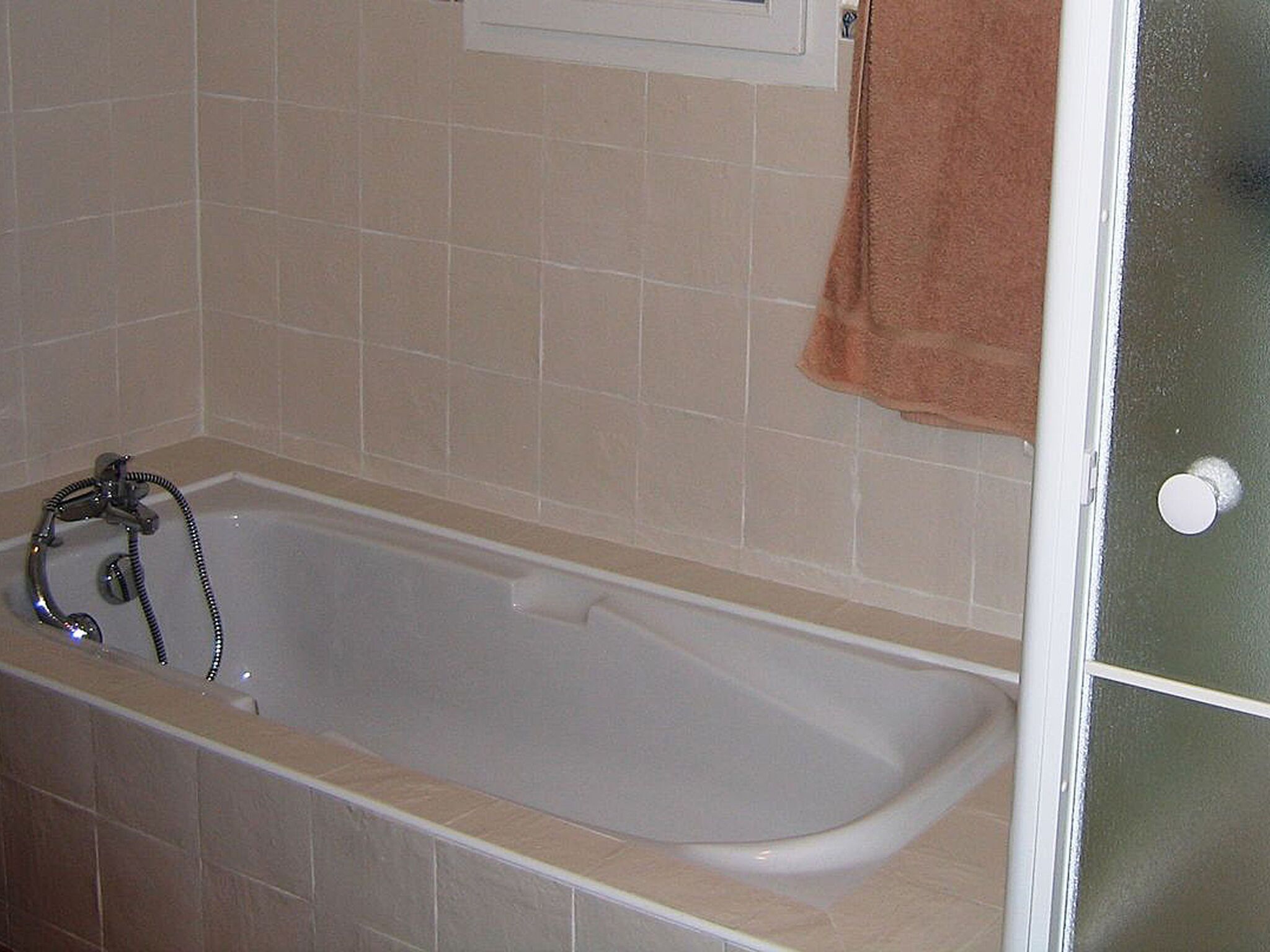 Bathtub