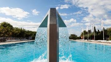 Bungalow | Pool | Outdoor pool