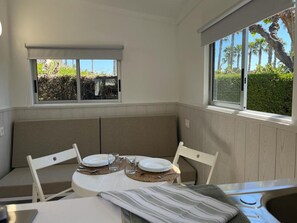 Bungalow | Restaurantes