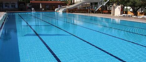 Bungalow | Piscina | Una piscina al aire libre