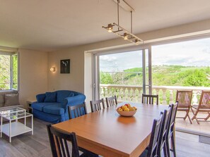 Living room - Characteristic Holiday Home With a Phenomenal View and a Large Private Swimming Pool (Beauregard-de-Terrasson)