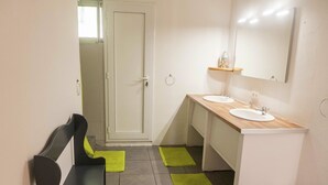 Unclassified image, 5 of 23, button - Lovely Apartment, 100m From the Sea, in the Heart of St. Peter (Fleury)