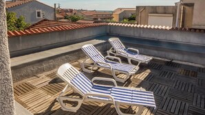 Unclassified image, 2 of 23, button - Lovely Apartment, 100m From the Sea, in the Heart of St. Peter (Fleury)