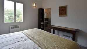 Room - Cozy Villa in Saint-saturnin-les-apt With Open Kitchen (Saint-Saturnin-les-Apt)