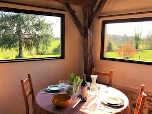 Dining - Mod Holiday Home in Frayssinet-le-gelat With Private Terrace (Frayssinet-le-Gelat)