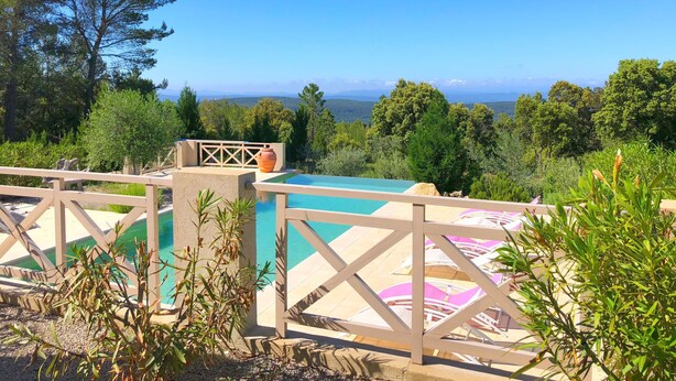 Outdoor pool - Beautiful Villa in Tourtour With Private Swimming Pool (Tourtour)