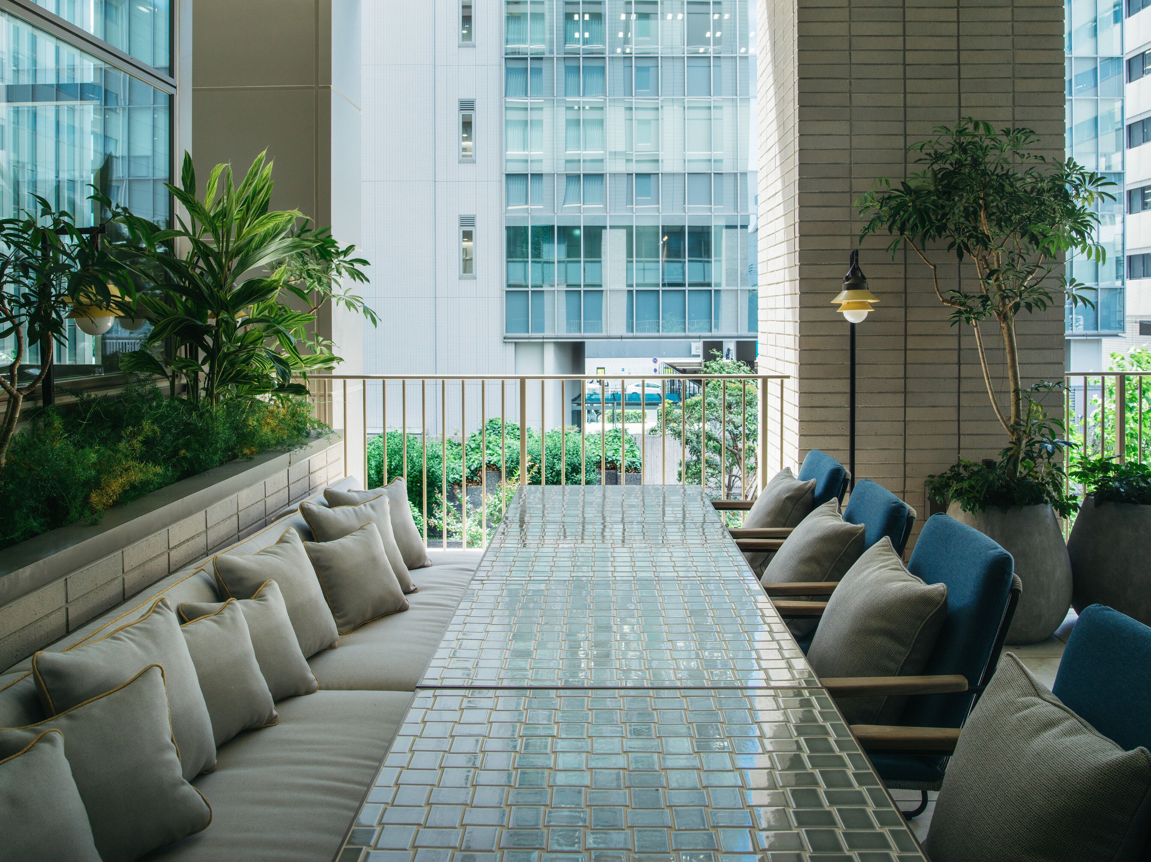 breakfast, lunch, dinner served; french cuisine