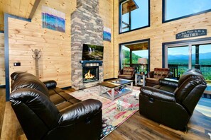 Älytelevisio, takka, videopelejä, DVD-soitin