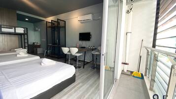 Family Room | Balcony