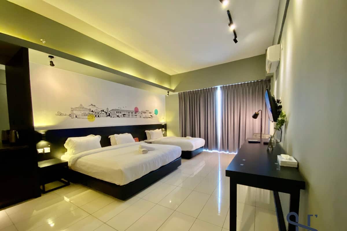 1 bedroom, individually decorated, individually furnished