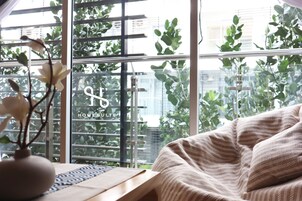 Standard Room (Queen AS#10) | Teres/patio