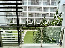 Queen Studio (AS#10) | View from room