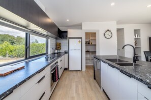 House, 4 Bedrooms, 2 Bathrooms | Private kitchen | Full-size fridge, microwave, oven, stovetop - Burgundy Place (Martinborough)