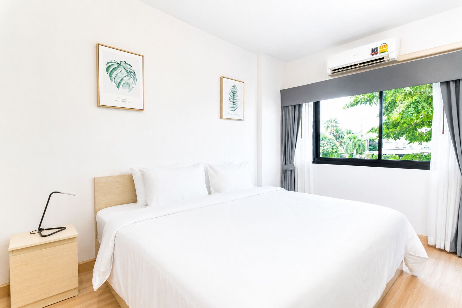 Superior Double Room | Minibar, in-room safe, desk, soundproofing