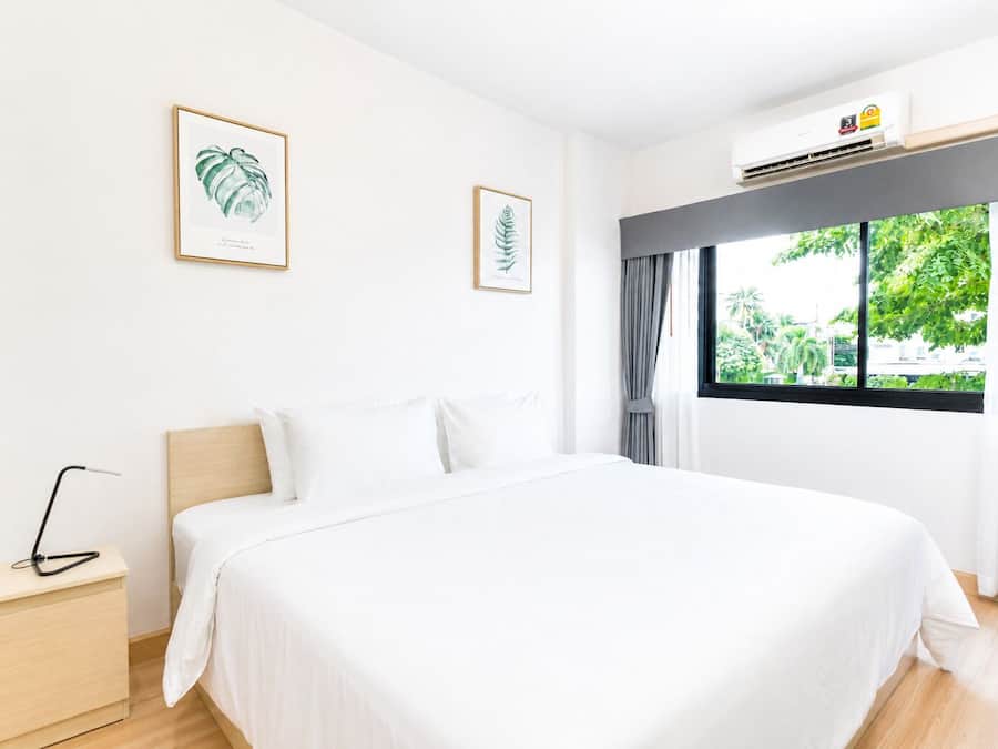 Minibar, in-room safe, desk, soundproofing