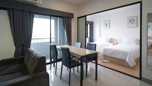 ห้องแฟมิลี่ทวิน | บริเวณนั่งเล่น