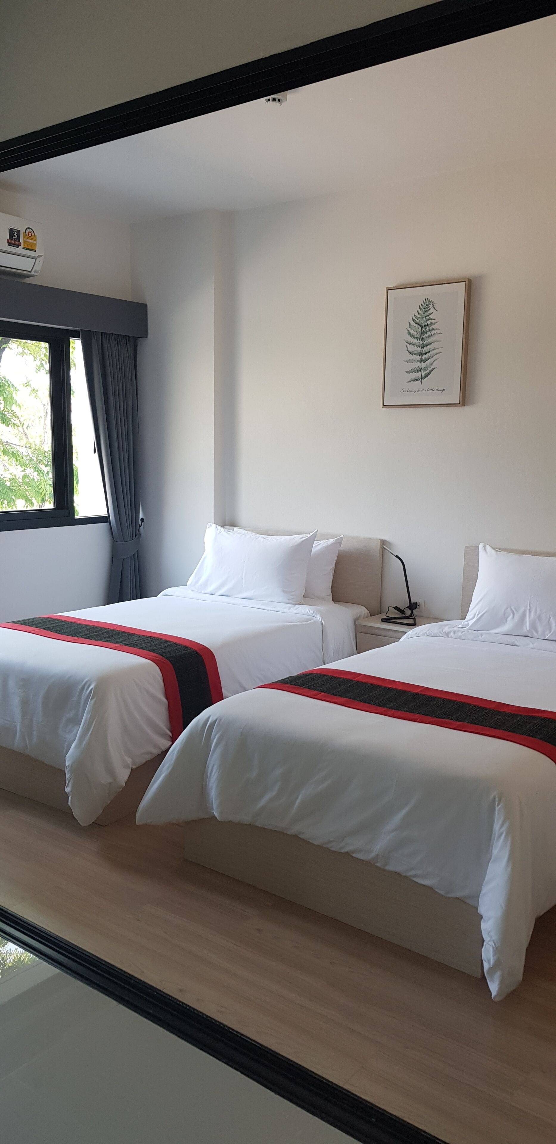 superior twin room | room amenity