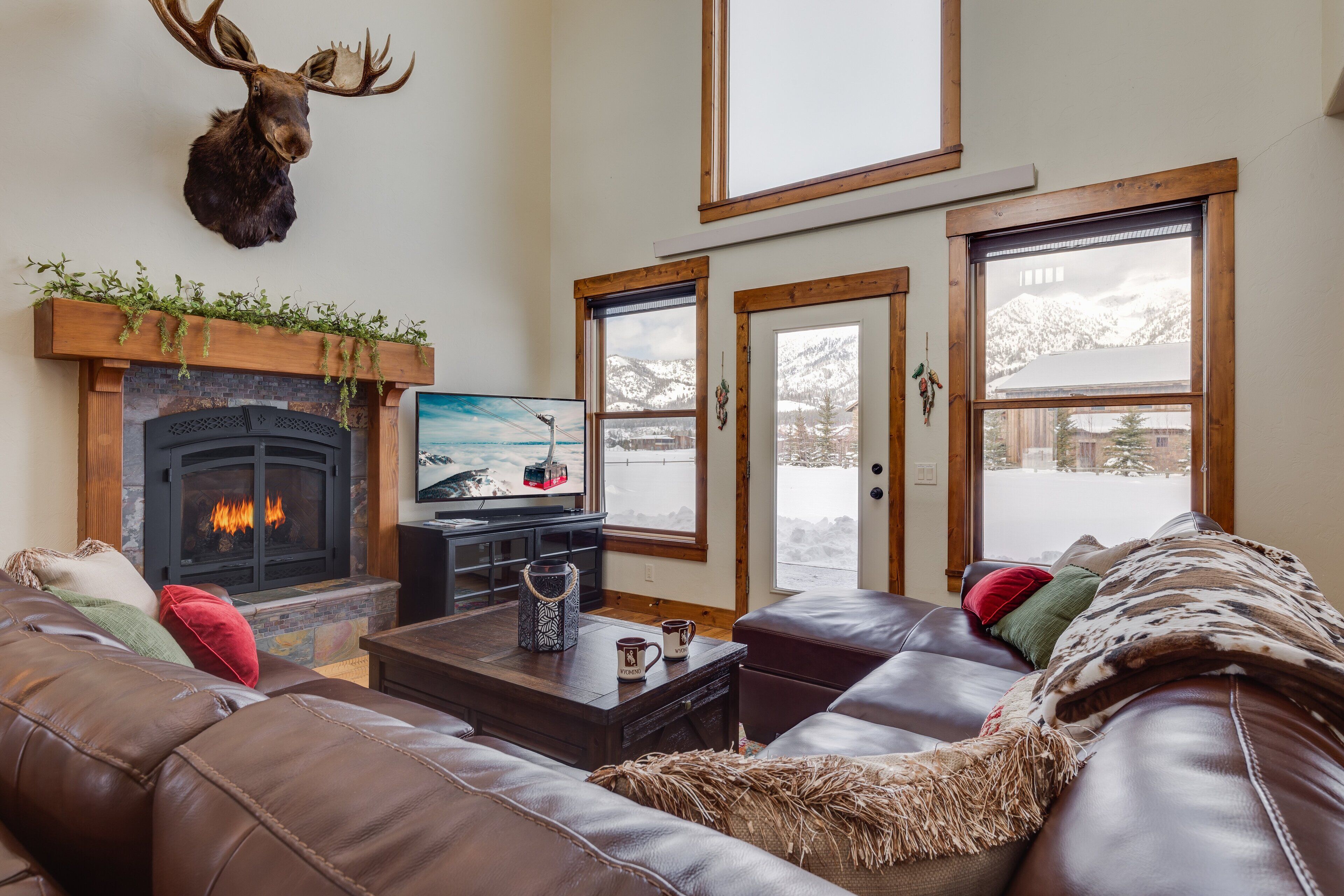 獨棟房屋 (4 Bedrooms) | 客廳 | 電視、 DVD 播放機、足球台、玩具