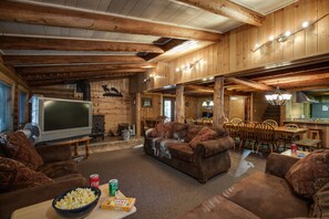 วิลล่า (6 Bedrooms) | ภายใน