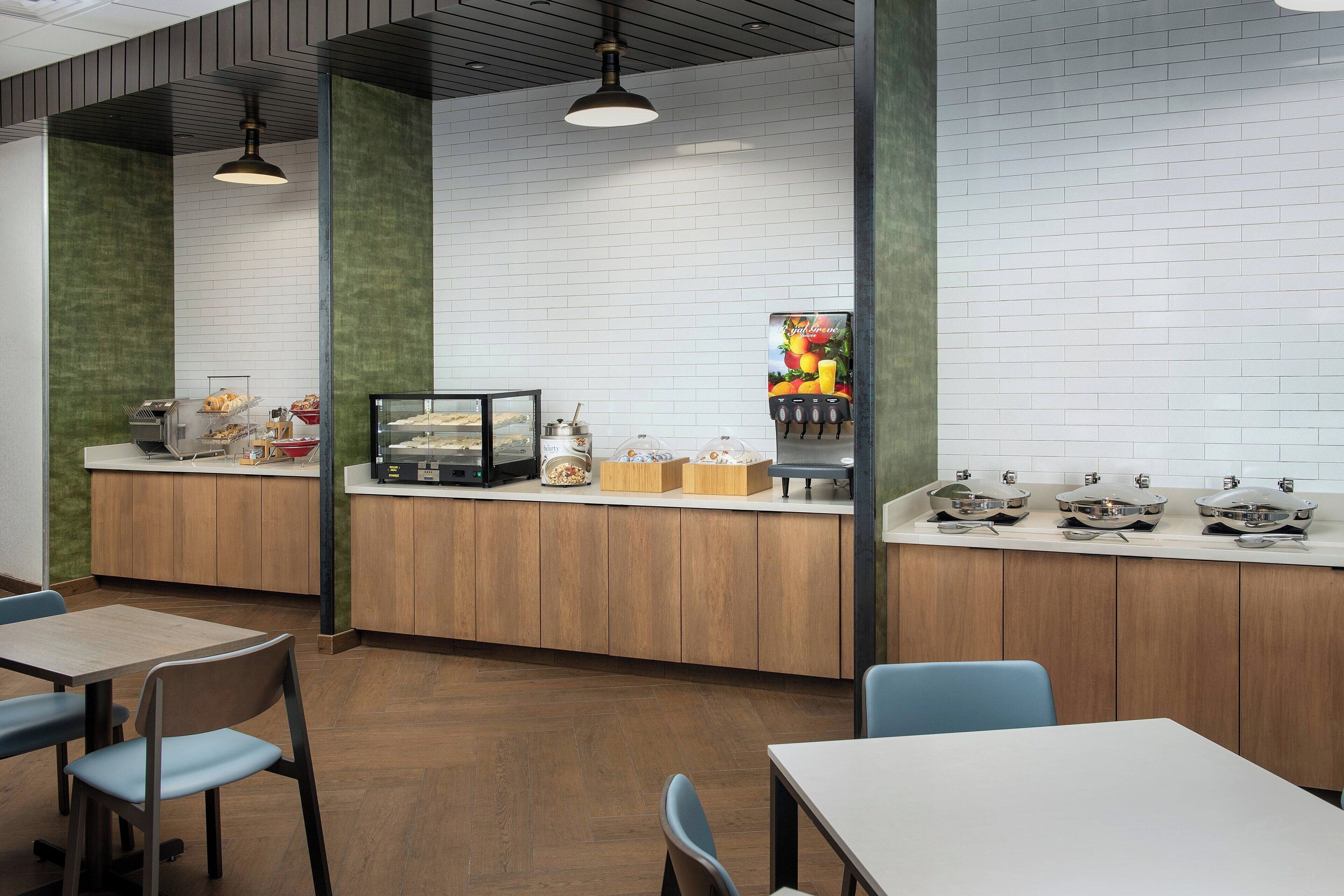 free daily continental breakfast