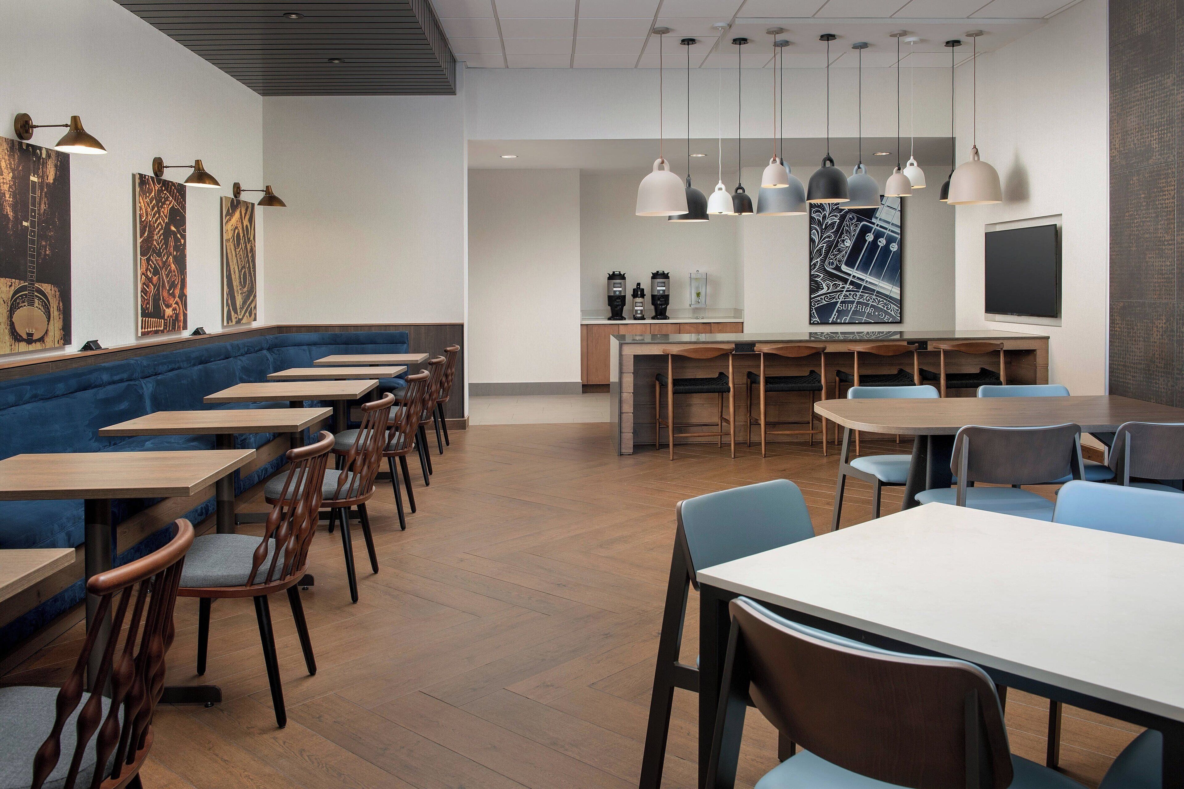 Free daily continental breakfast