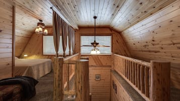 Villa (4 Bedrooms) | 4 bedrooms, travel crib, bed sheets
