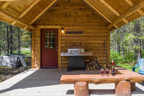 Outdoor dining - Little Fox (Island Park)