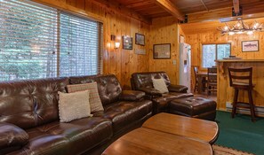 Villa (3 Bedrooms) | Living area - Restoration Pines (Island Park)