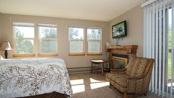 Villa (3 Bedrooms) | 3 bedrooms, laptop workspace, iron/ironing board, free WiFi