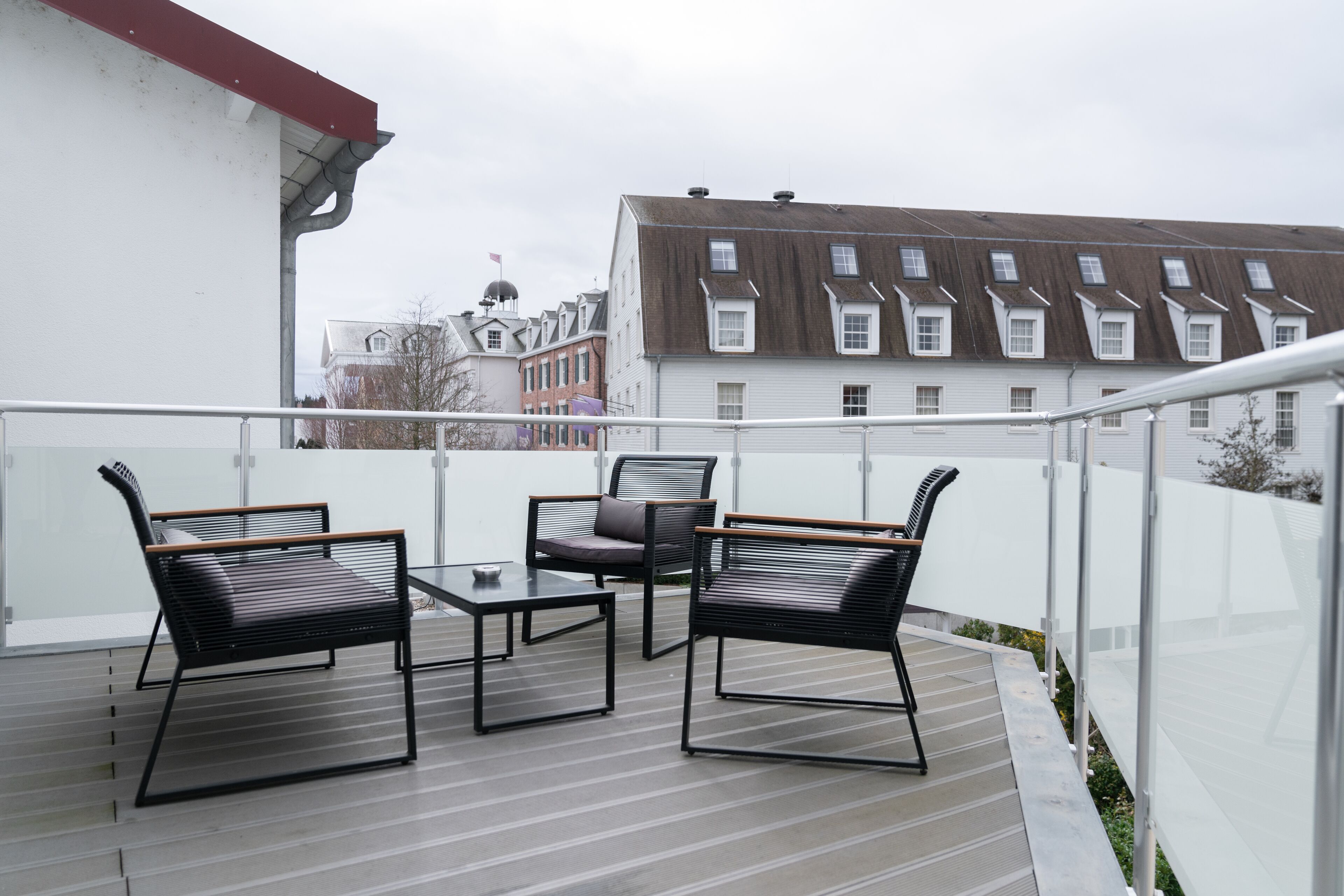 deluxe suite | terrace/patio