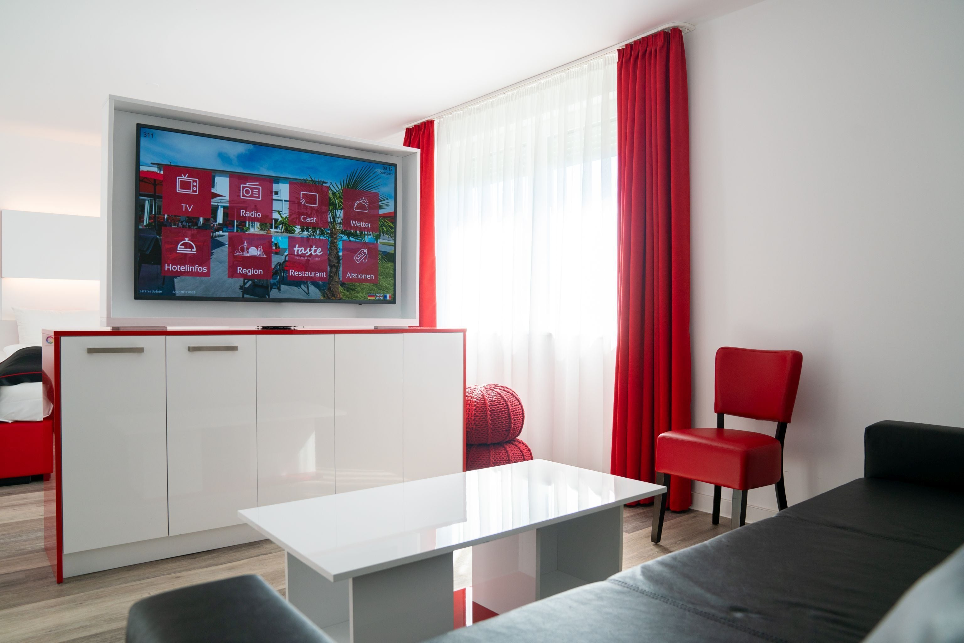 junior studio suite | living area | 55-inch flat-screen tv with satellite channels, tv