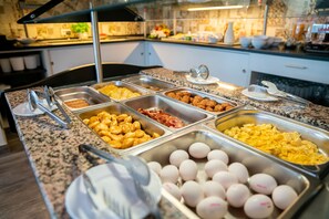 อาหารเช้าแบบบุฟเฟต์